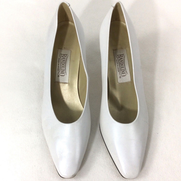 ❌SOLD❌Bandolino Vintage Leather white wedding shoe - Picture 5 of 8